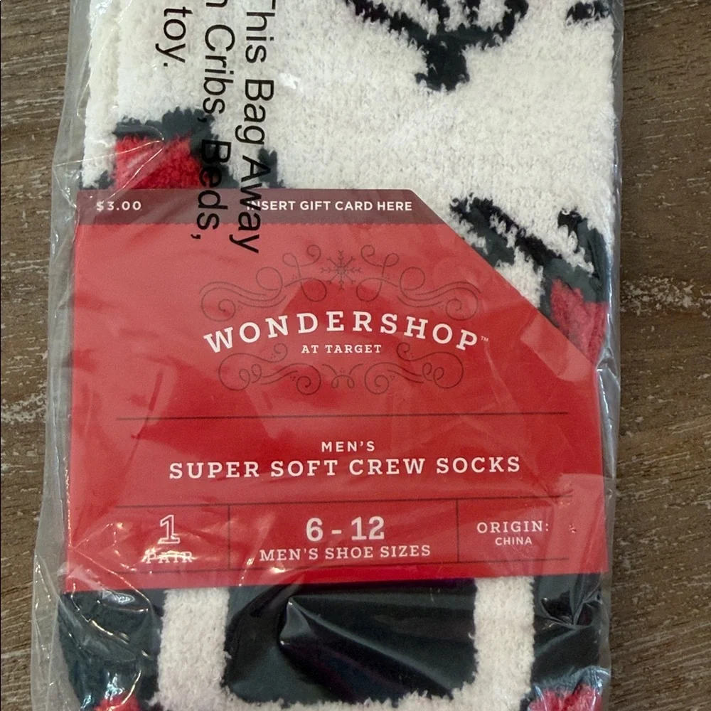 Wondershop Santa Super Soft Crew Socks